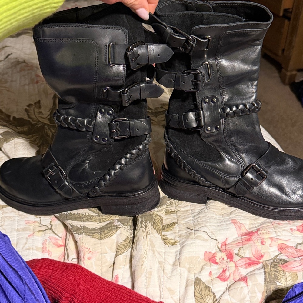 Free People Billie Buckle Boots Size 7. - Picture 2 of 11